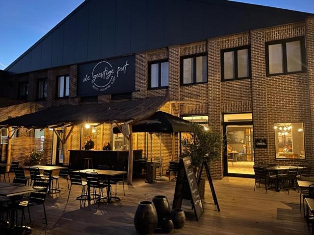 De Geestige Put Hostel Waregem Kültér fotó